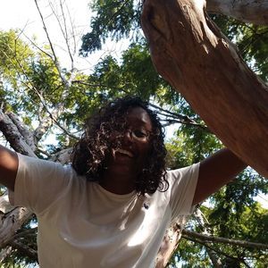 Meet your Posher, Deedra